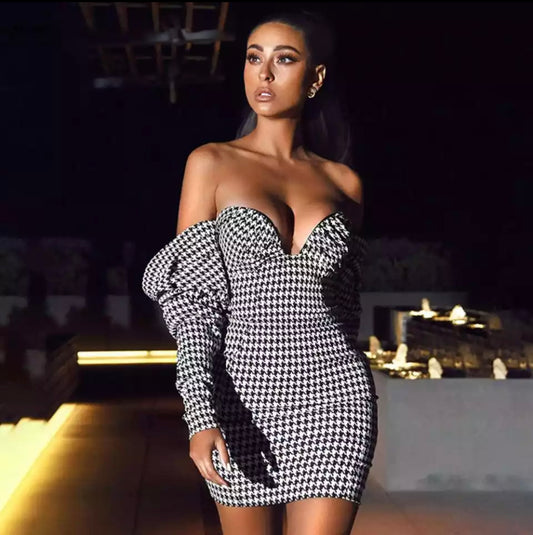 V neck dress